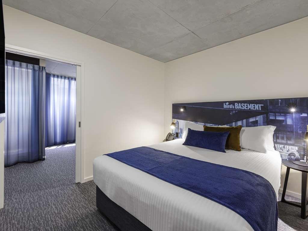 Mercure Melbourne St Kilda Road Room photo